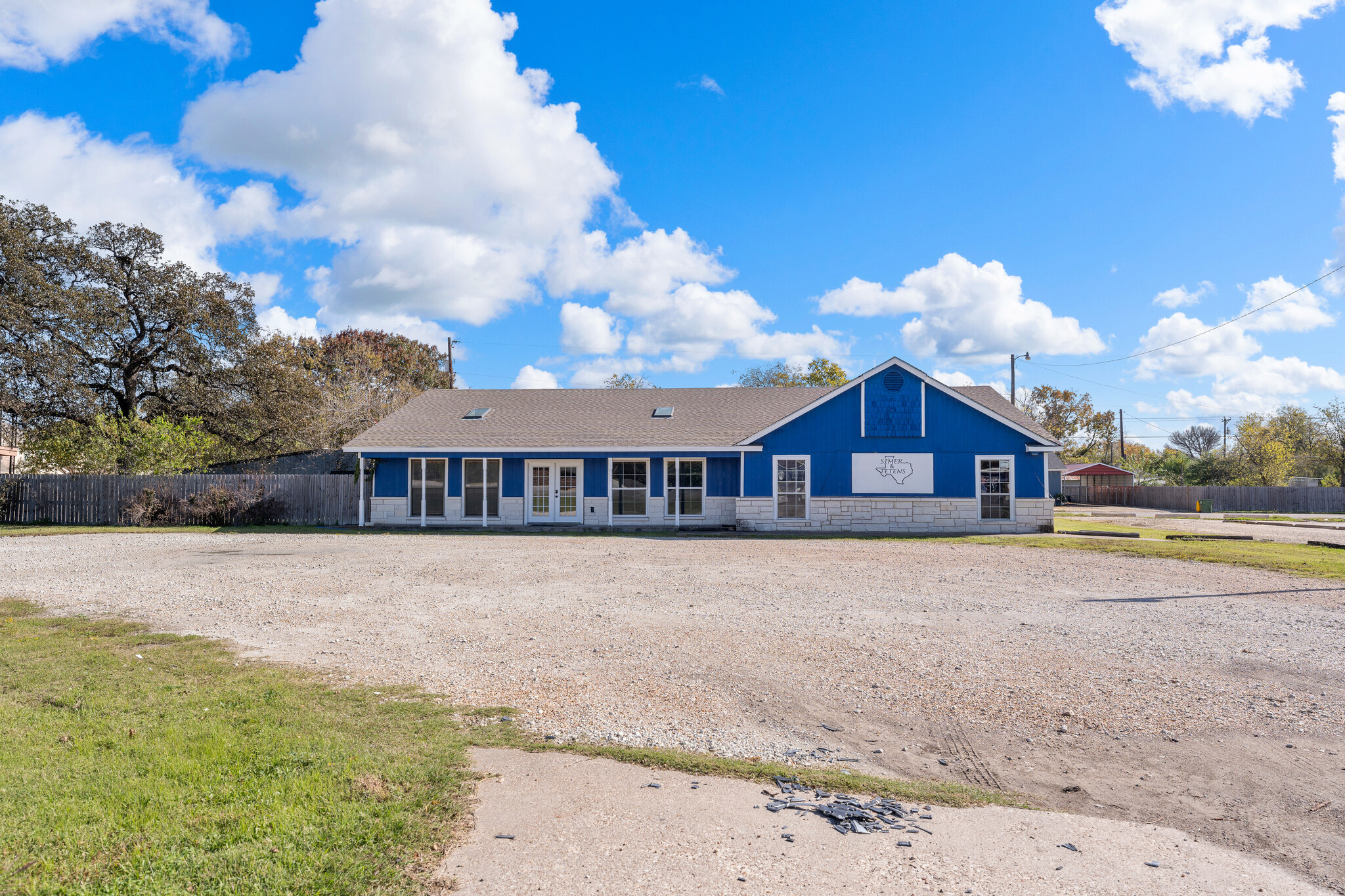 3715 Bellmead Dr, Bellmead, TX for Sale