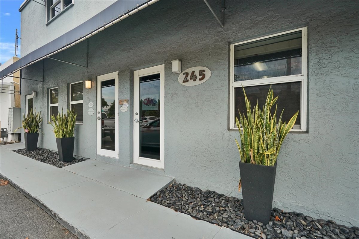 235-245 NE 4th Ave, Delray Beach, FL for Rent