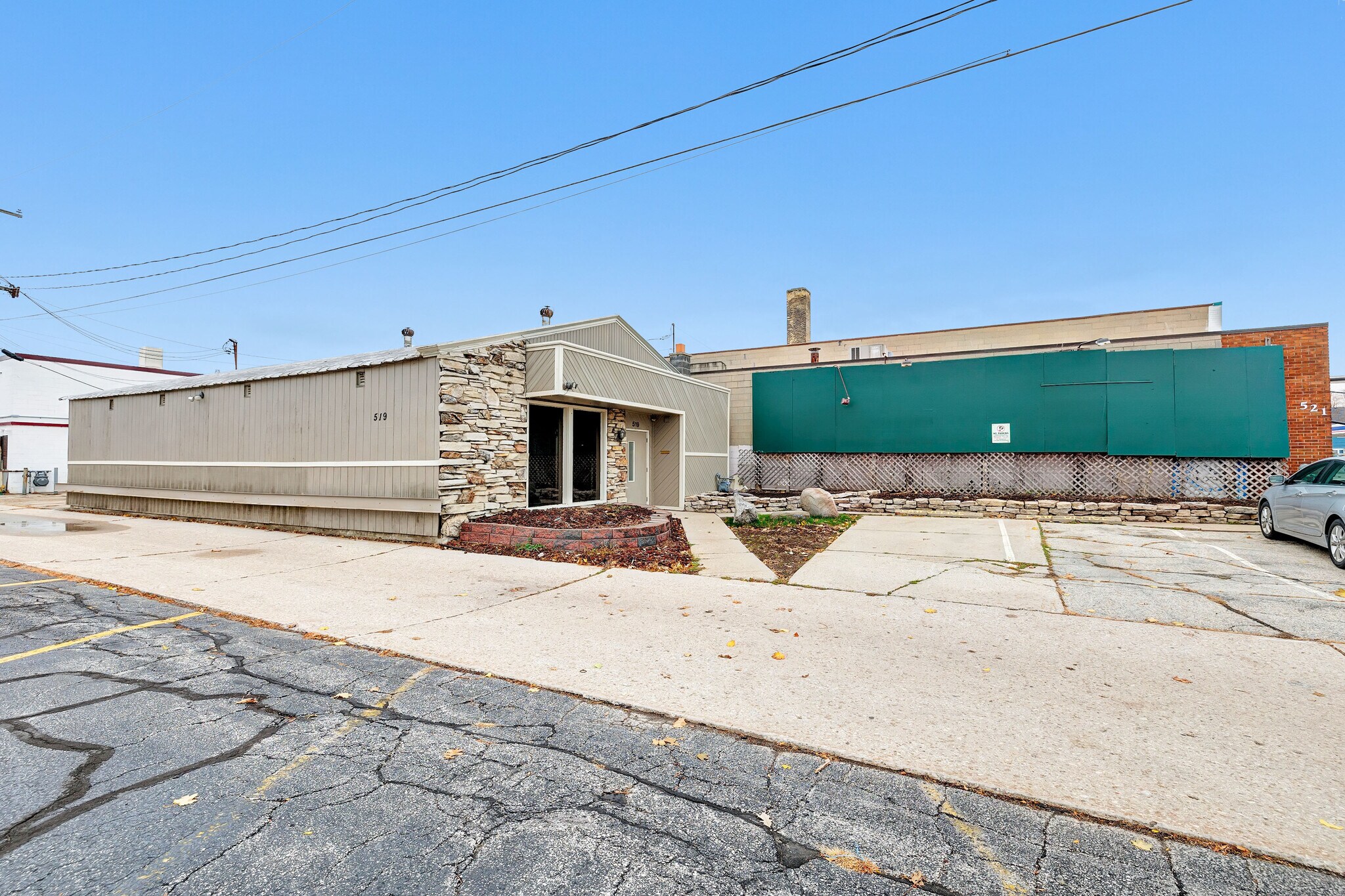 519 E Walnut St, Green Bay, WI for Sale