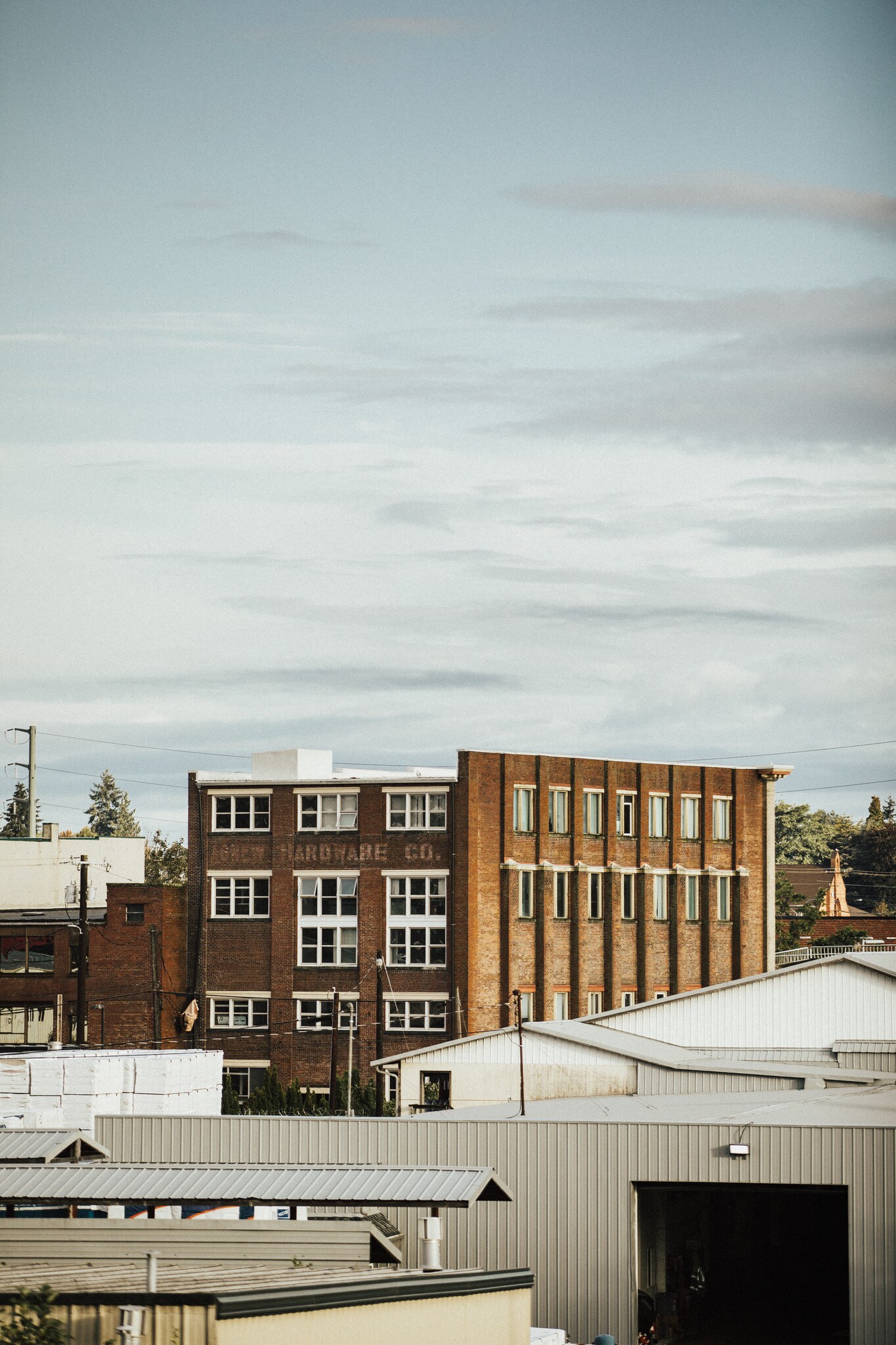 2210 Hewitt Ave Everett, WA 98201 Office Property for Lease on