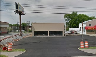 4298 UNIVERSITY DR NW  