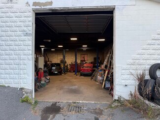 Uxbridge, MA undefined - 477 Hartford Avenue West