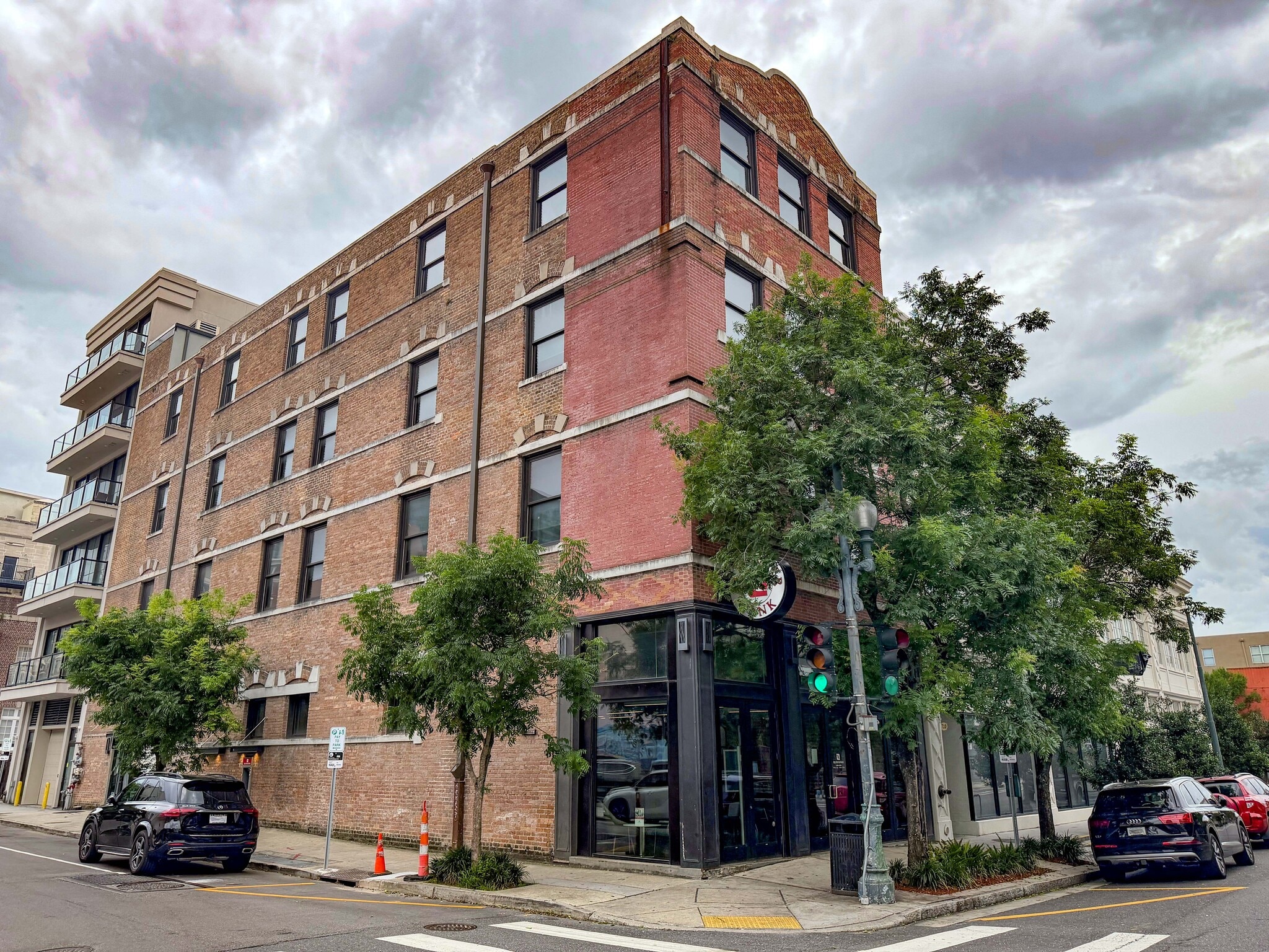 700 Baronne St, New Orleans, LA for Rent