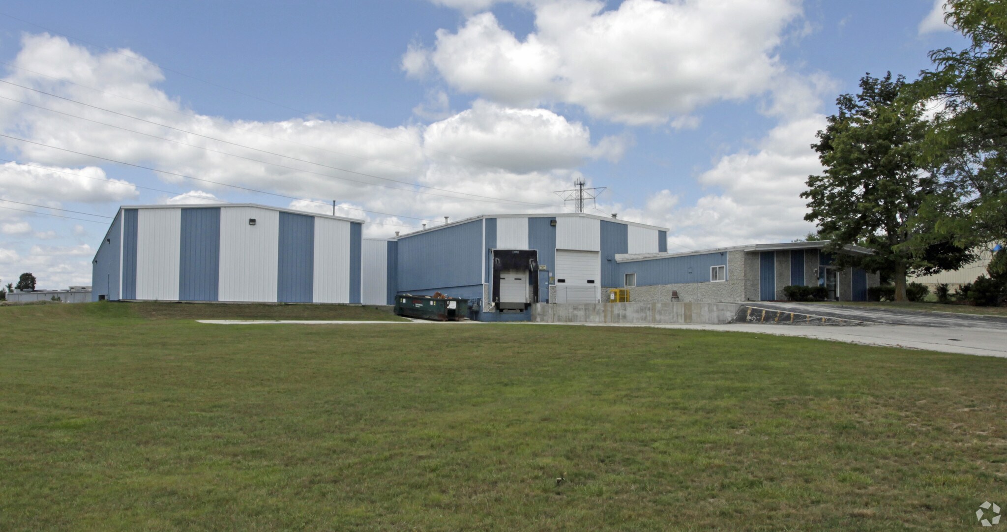 W190N11333 Carnegie Dr, Germantown, WI for Rent