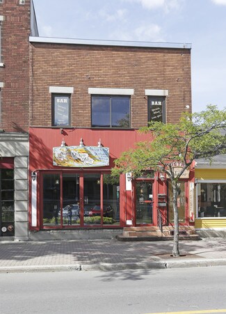 Longueuil, QC Storefront Retail/Residential - 105-107 Rue Saint-Charles O