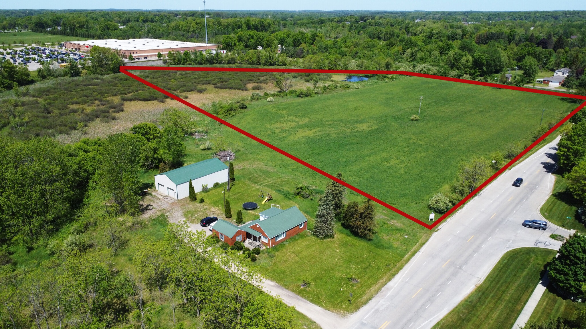 2255 Clark Rd, Hartland, MI for Sale