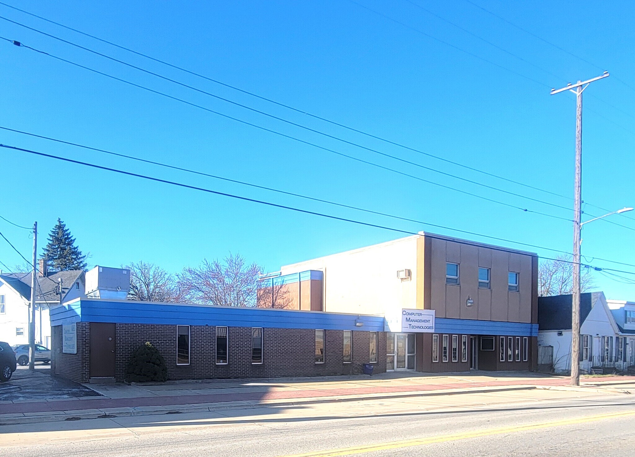 731 Gratiot Ave, Saginaw, MI for Rent