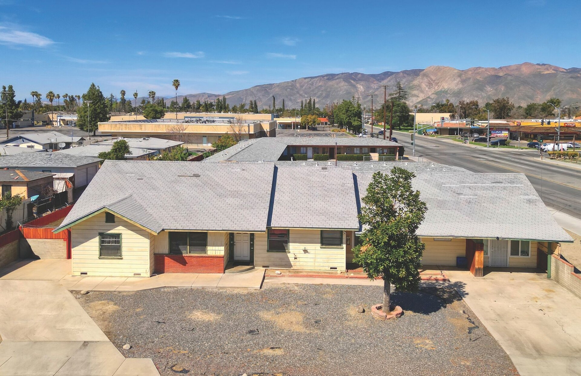 1220 E Campus Way, Hemet, CA for Sale