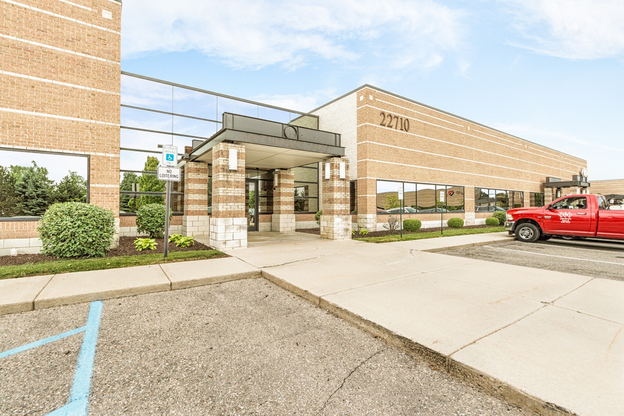 22710 Haggerty Rd, Farmington Hills, MI for Rent