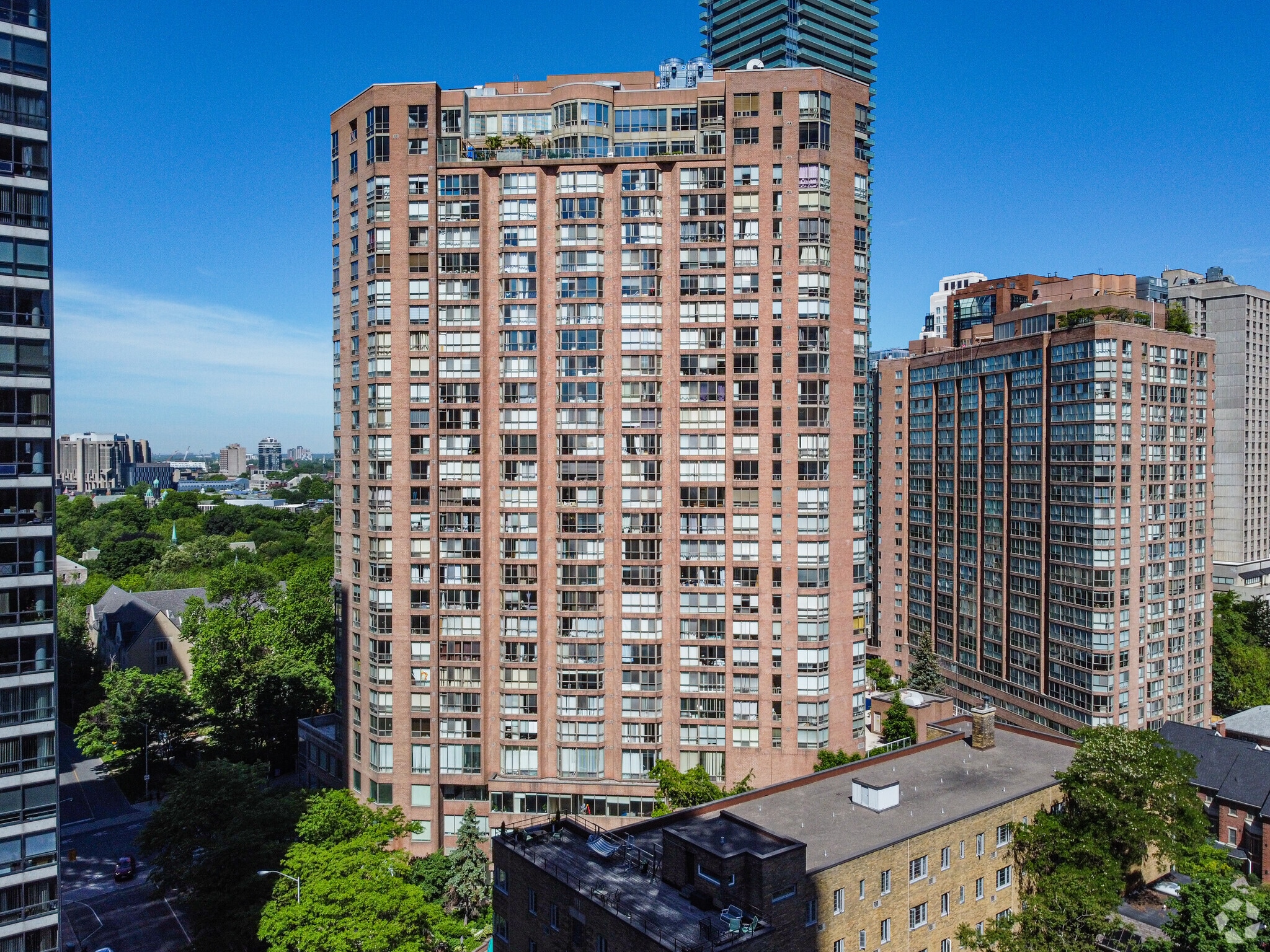 1033 Bay St, Toronto, ON for Rent