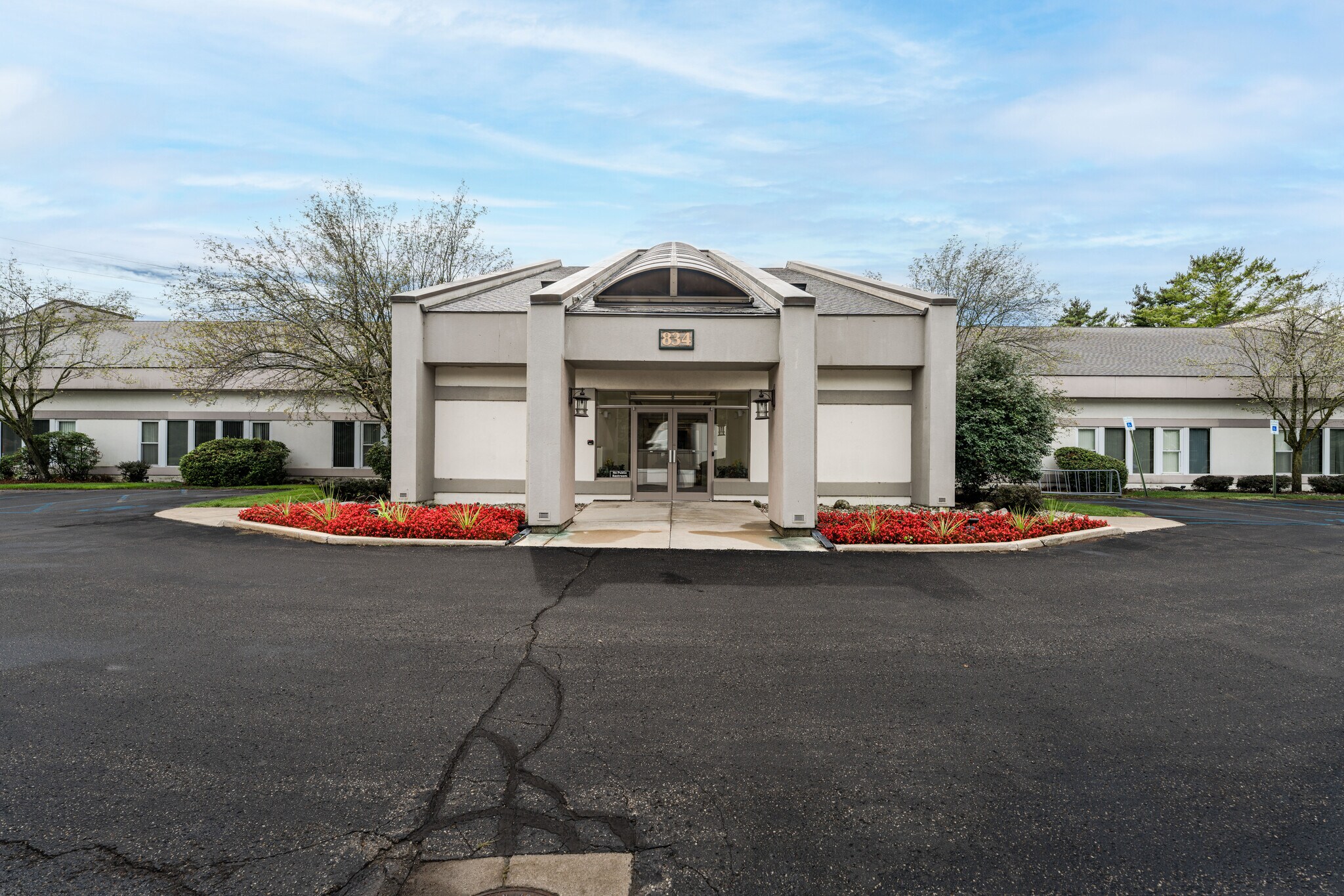 834 King Hwy, Kalamazoo, MI for Rent