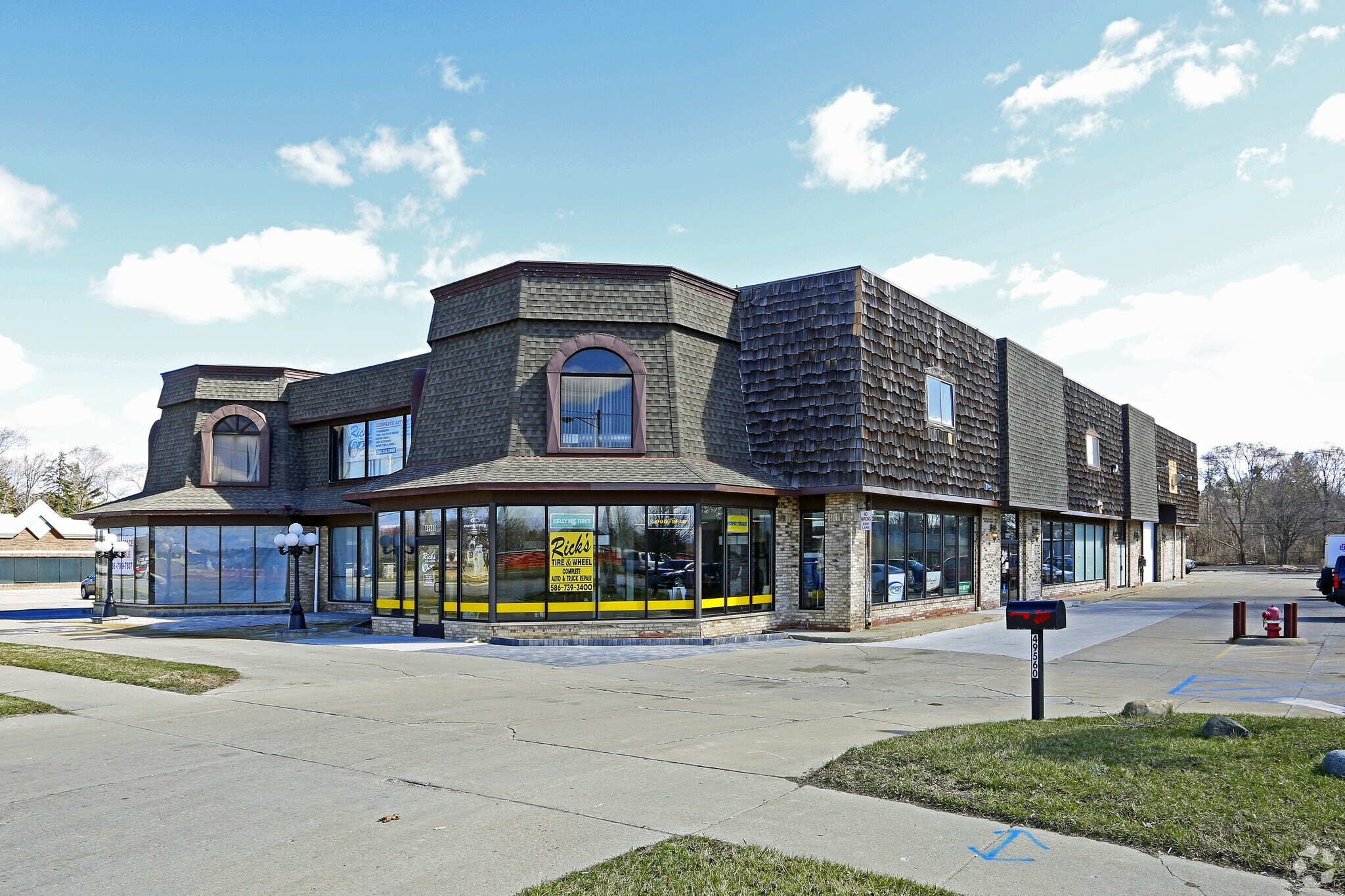 49560 Van Dyke Rd, Shelby Township, MI for Rent