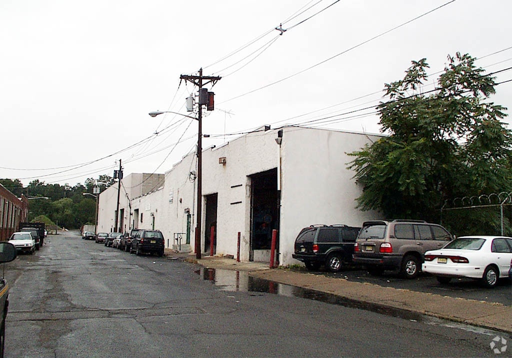 41 Bleeker St, Paterson, NJ for Rent