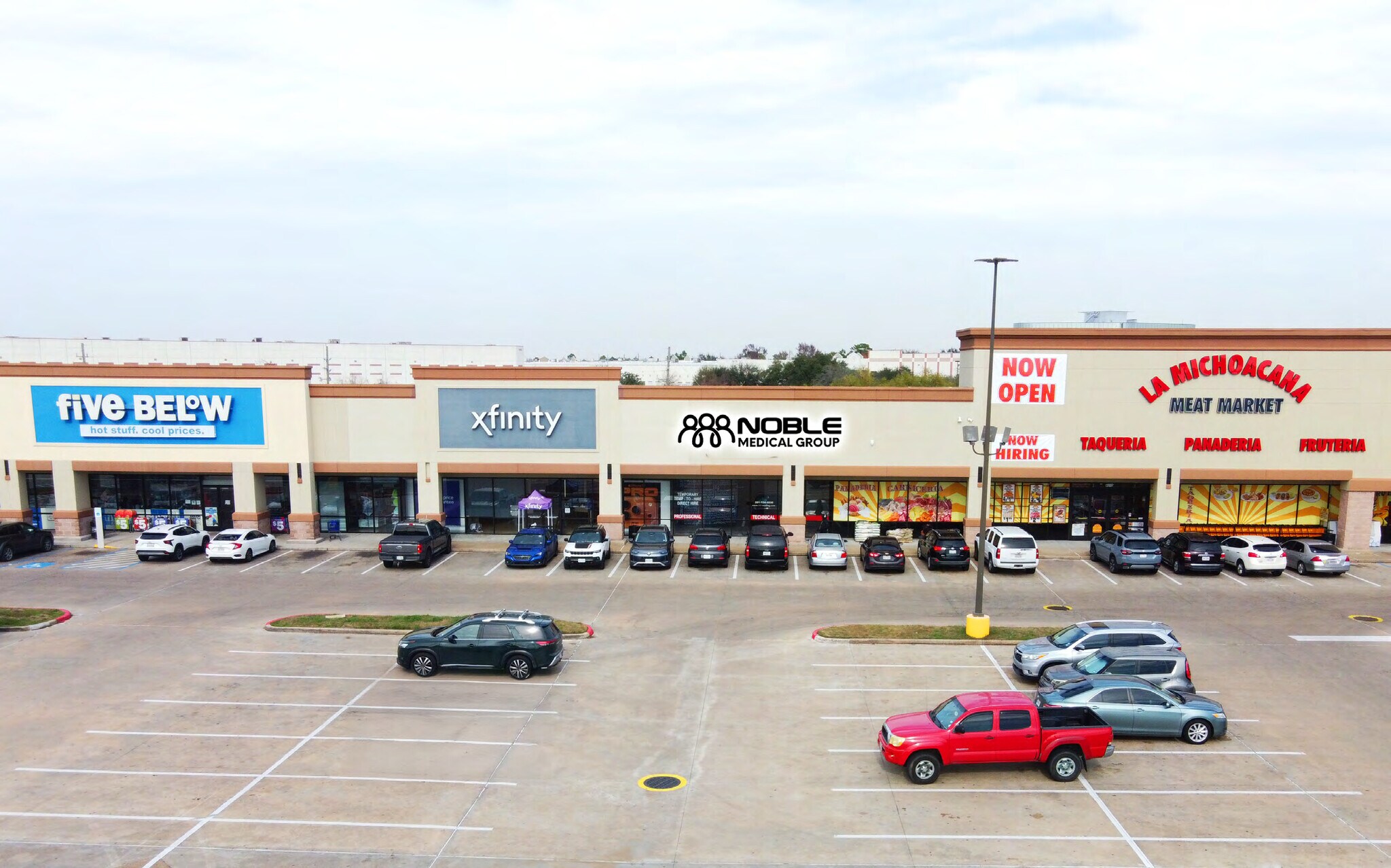 13702-13858 Northwest Fwy, Houston, TX for Rent
