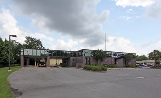 Pensacola, FL Bank - 6701 Davis Hwy