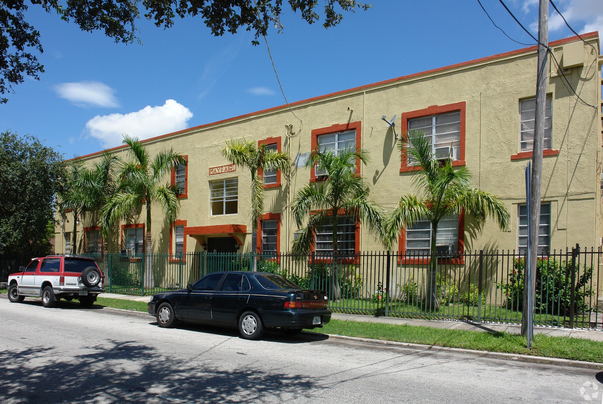 2425 SW 6th St, Miami, FL for Sale