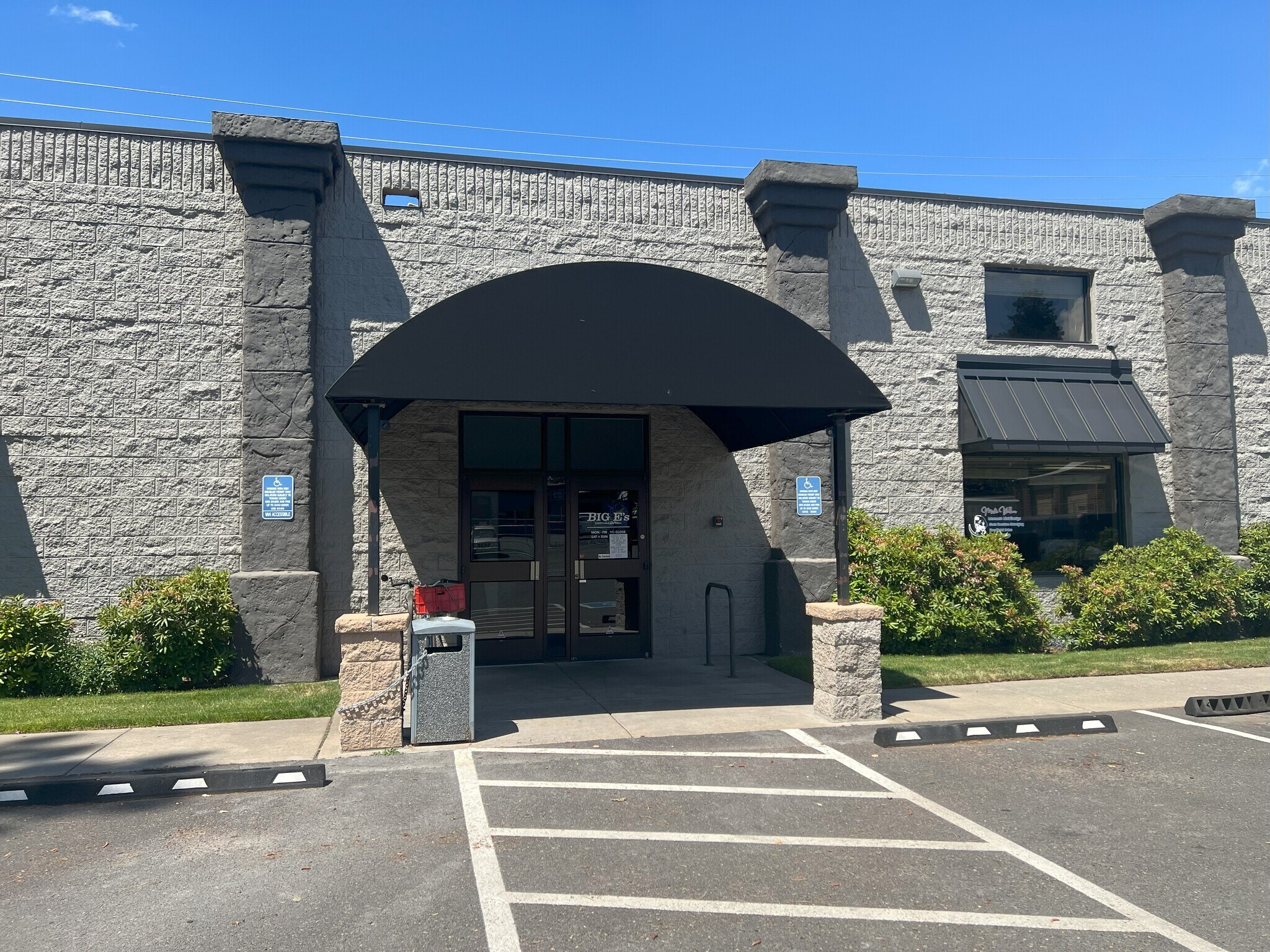 1012 SE Cleveland Square Loop, Bend, OR for Rent