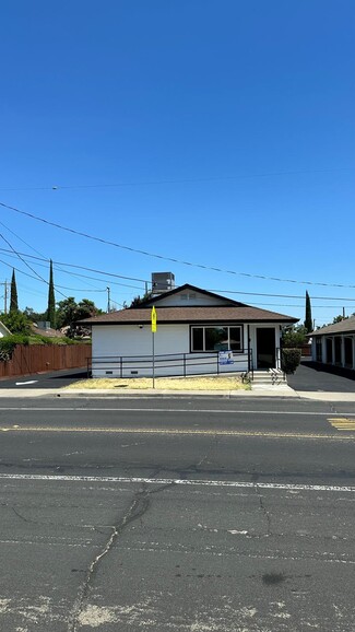 Manteca, CA Office - 425 E Center St