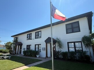 Galveston, TX Apartments - 5103 Avenue O