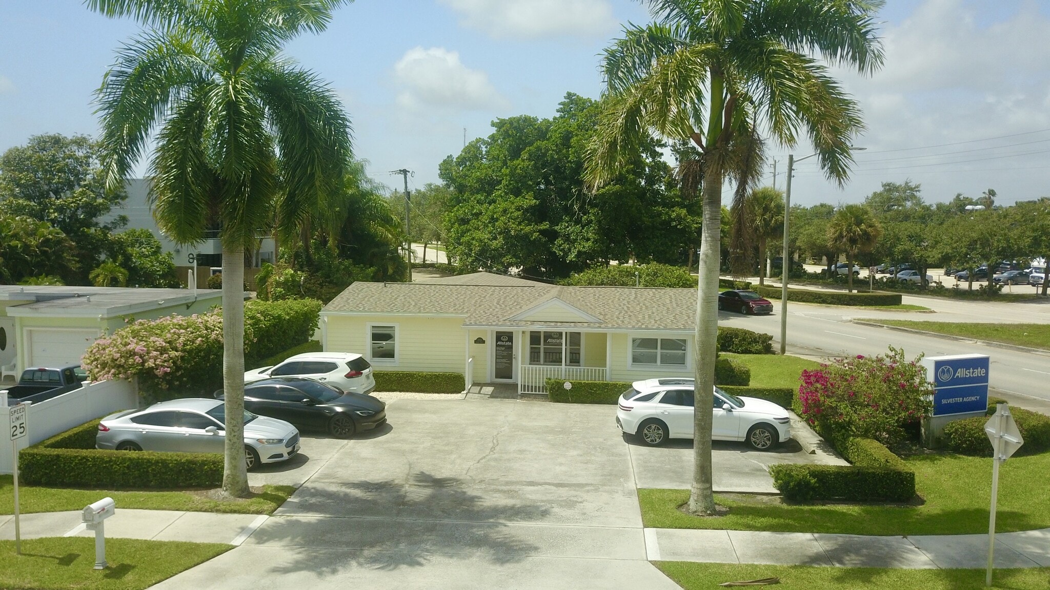 2718 Conroy Rd, West Palm Beach, FL for Sale