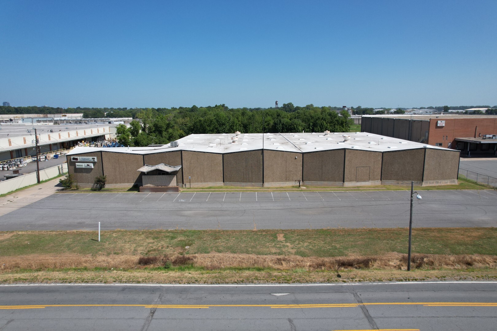 2000 E Roosevelt Rd, Little Rock, AR for Sale