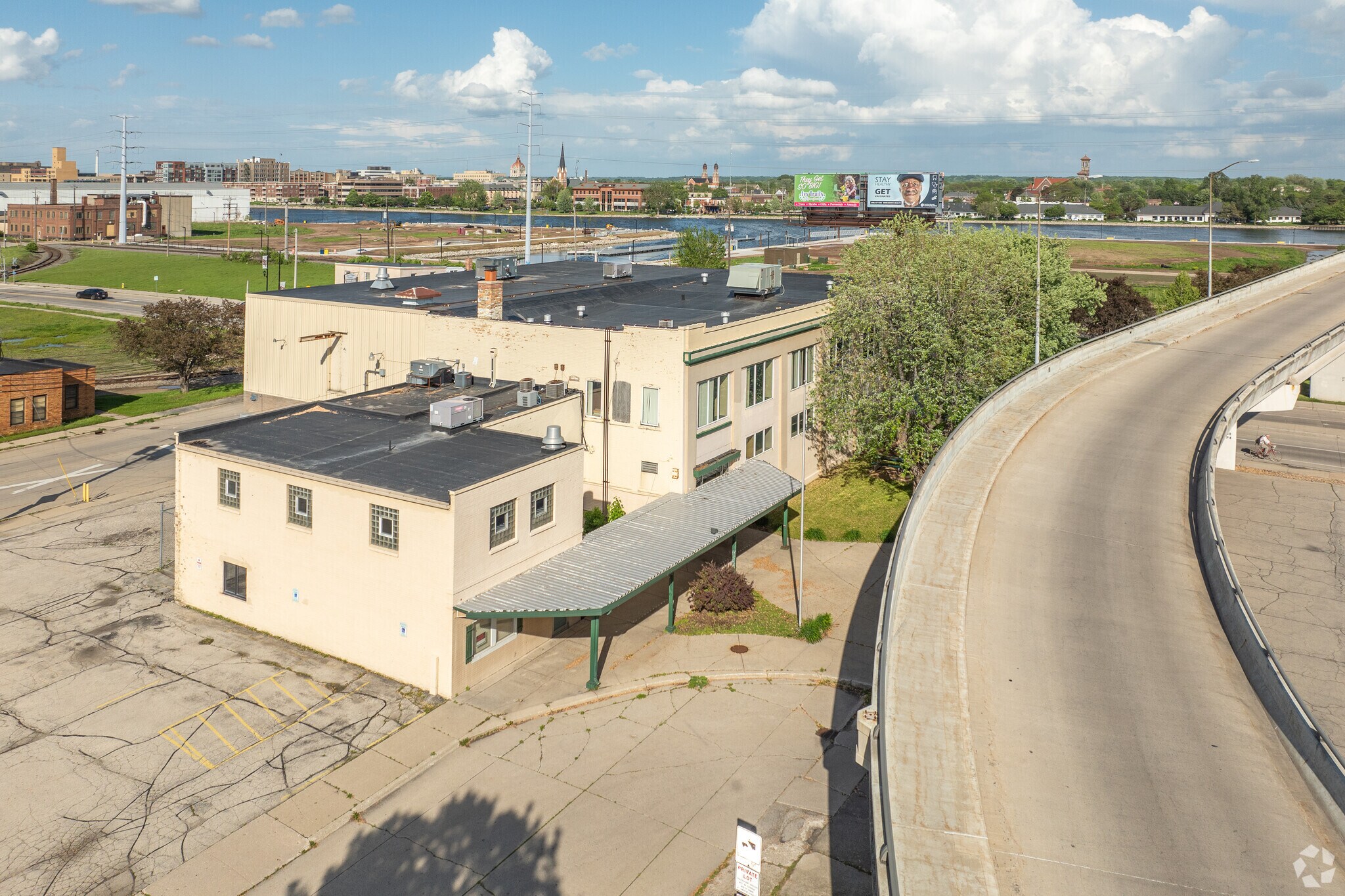 610 S Broadway St, Green Bay, WI for Rent