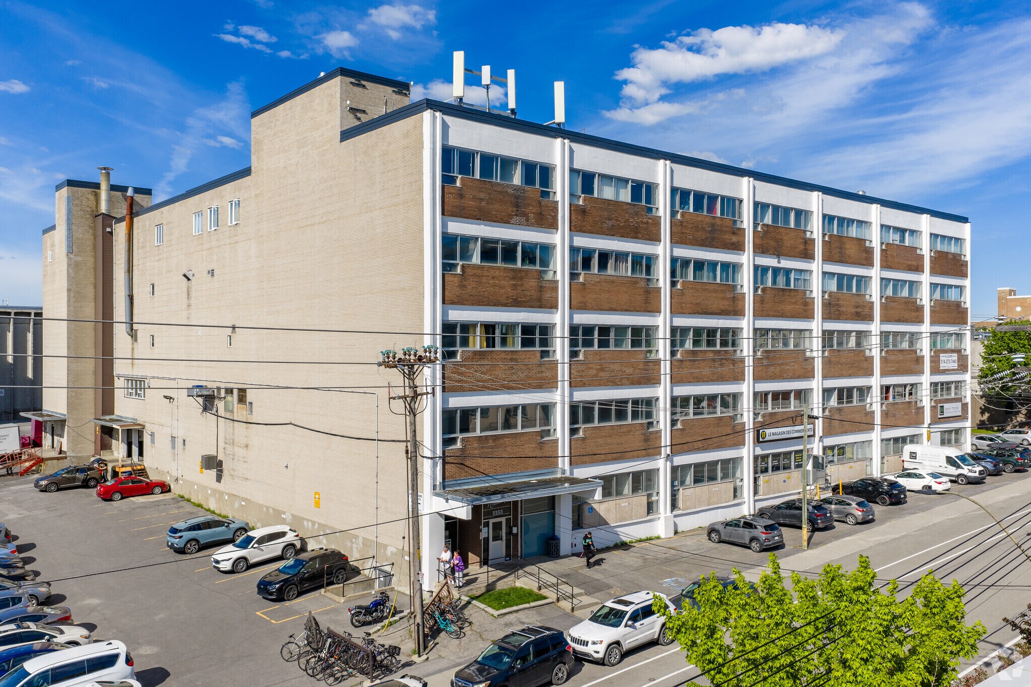 5550 Rue Fullum, Montréal, QC for Rent