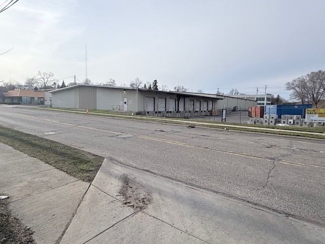 112 W Pike St, Pontiac, MI for Sale
