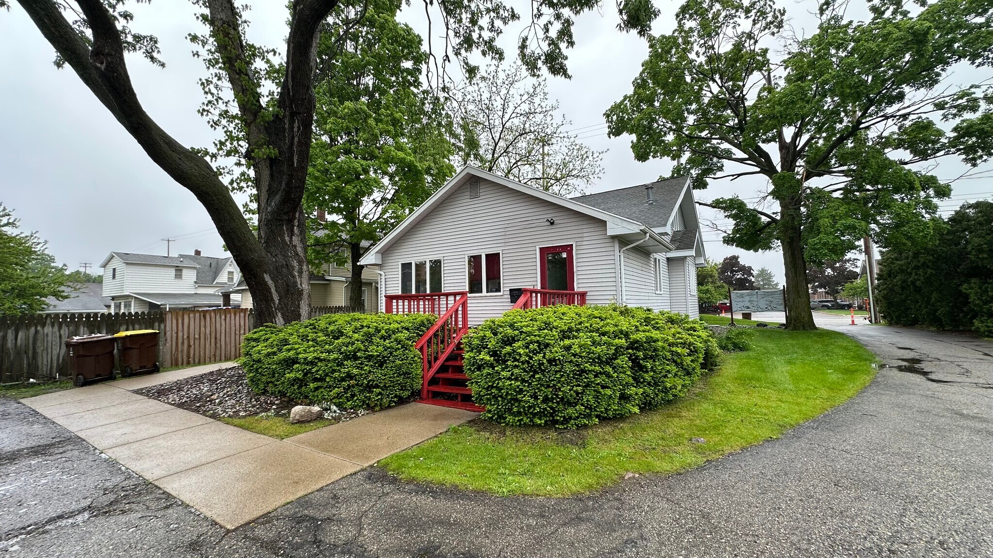 3724 W Saint Joseph Hwy, Lansing, MI for Rent