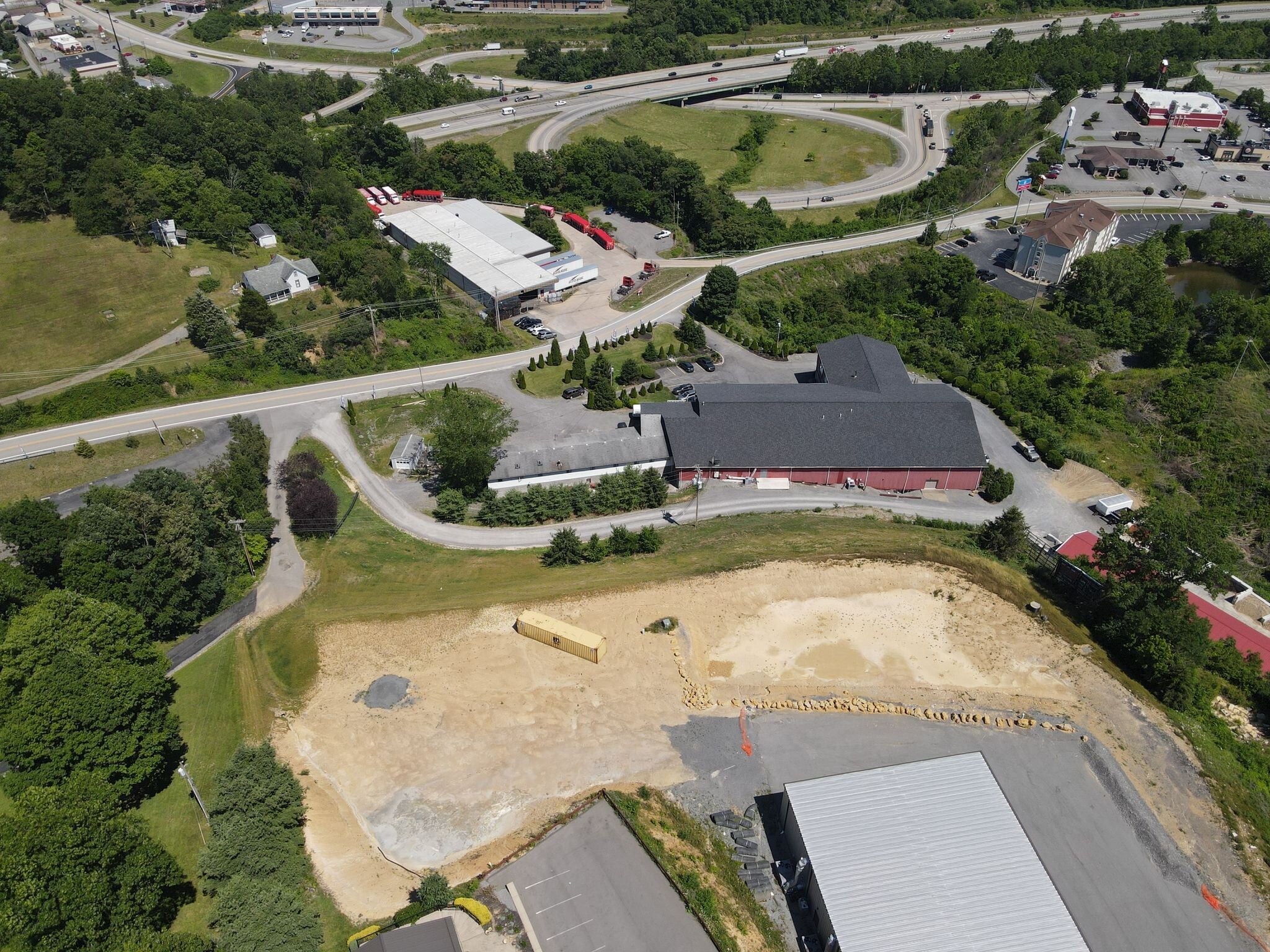 7095 Mall Rd, Morgantown, WV for Rent