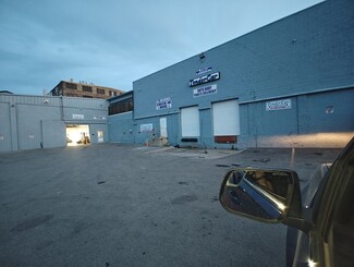 Milwaukee, WI Warehouse - 737 W Cleveland Ave
