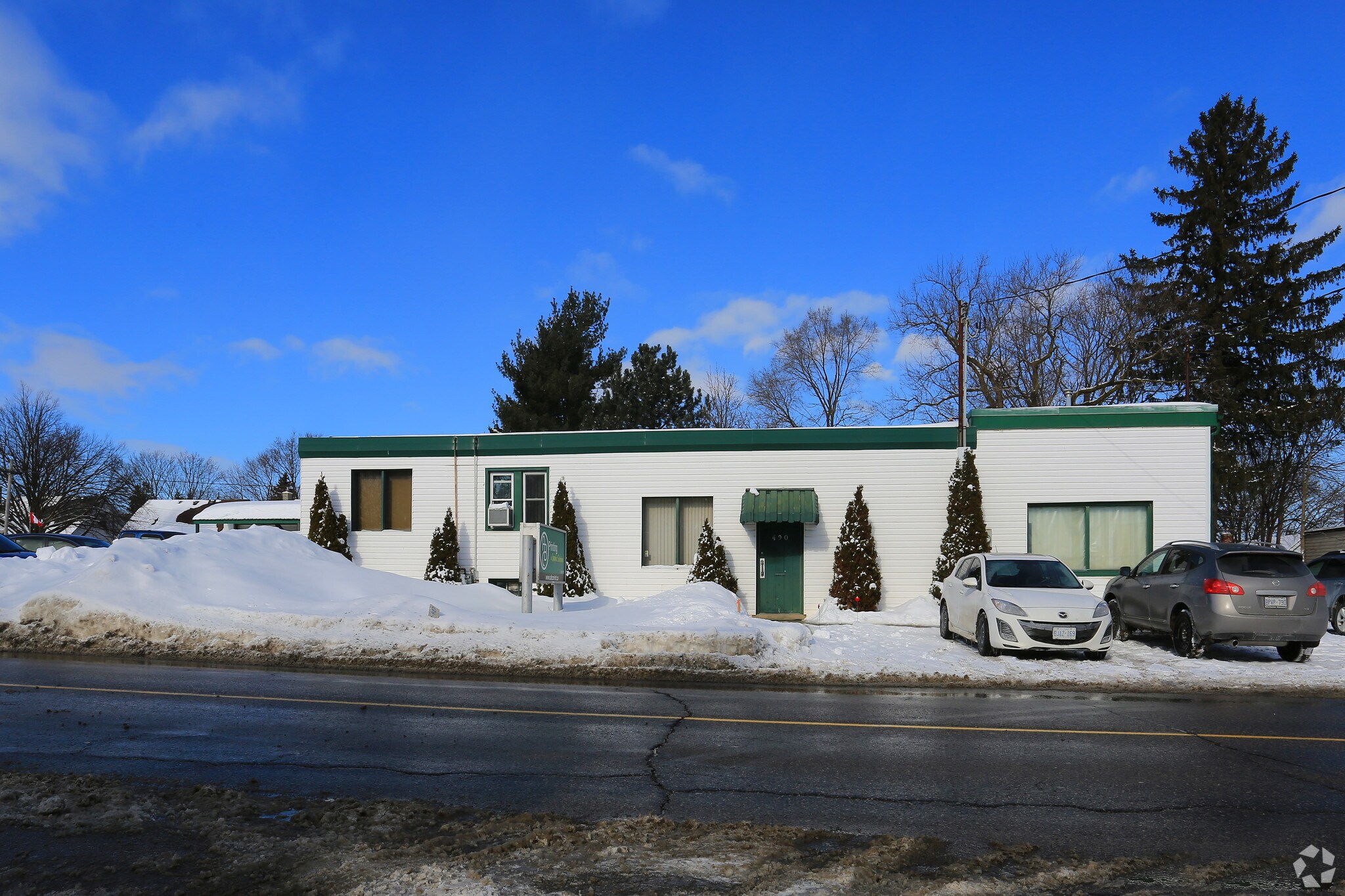 490 Mill St, Kitchener, ON for Rent