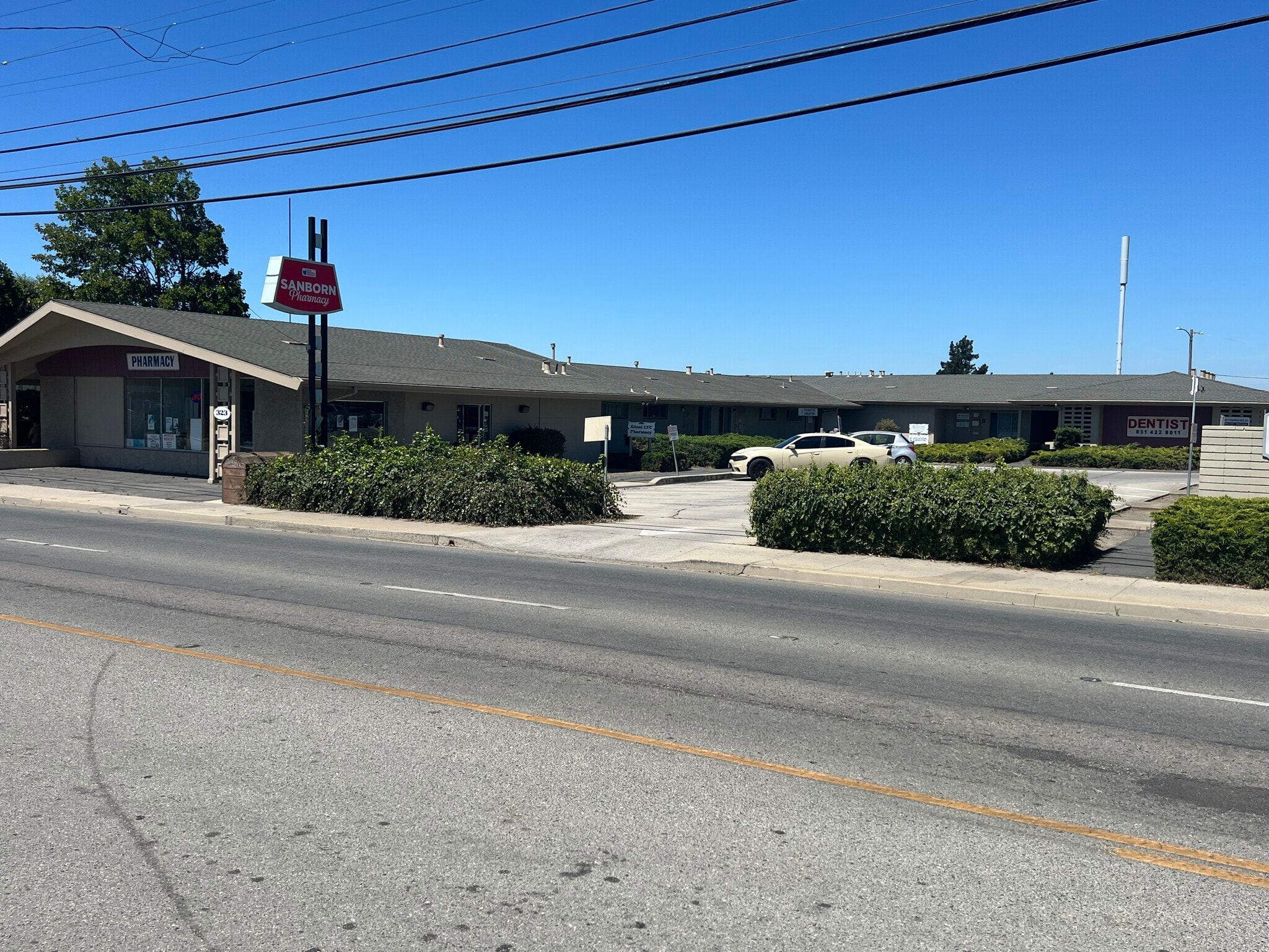 323 N Sanborn Rd, Salinas, CA for Sale