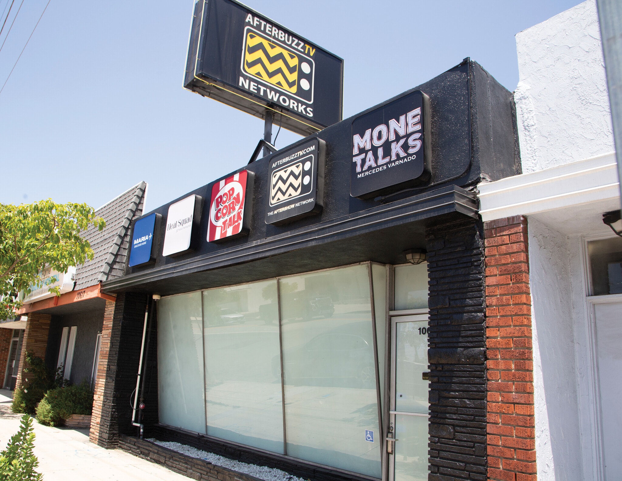 10615 Burbank Blvd, North Hollywood, CA for Sale