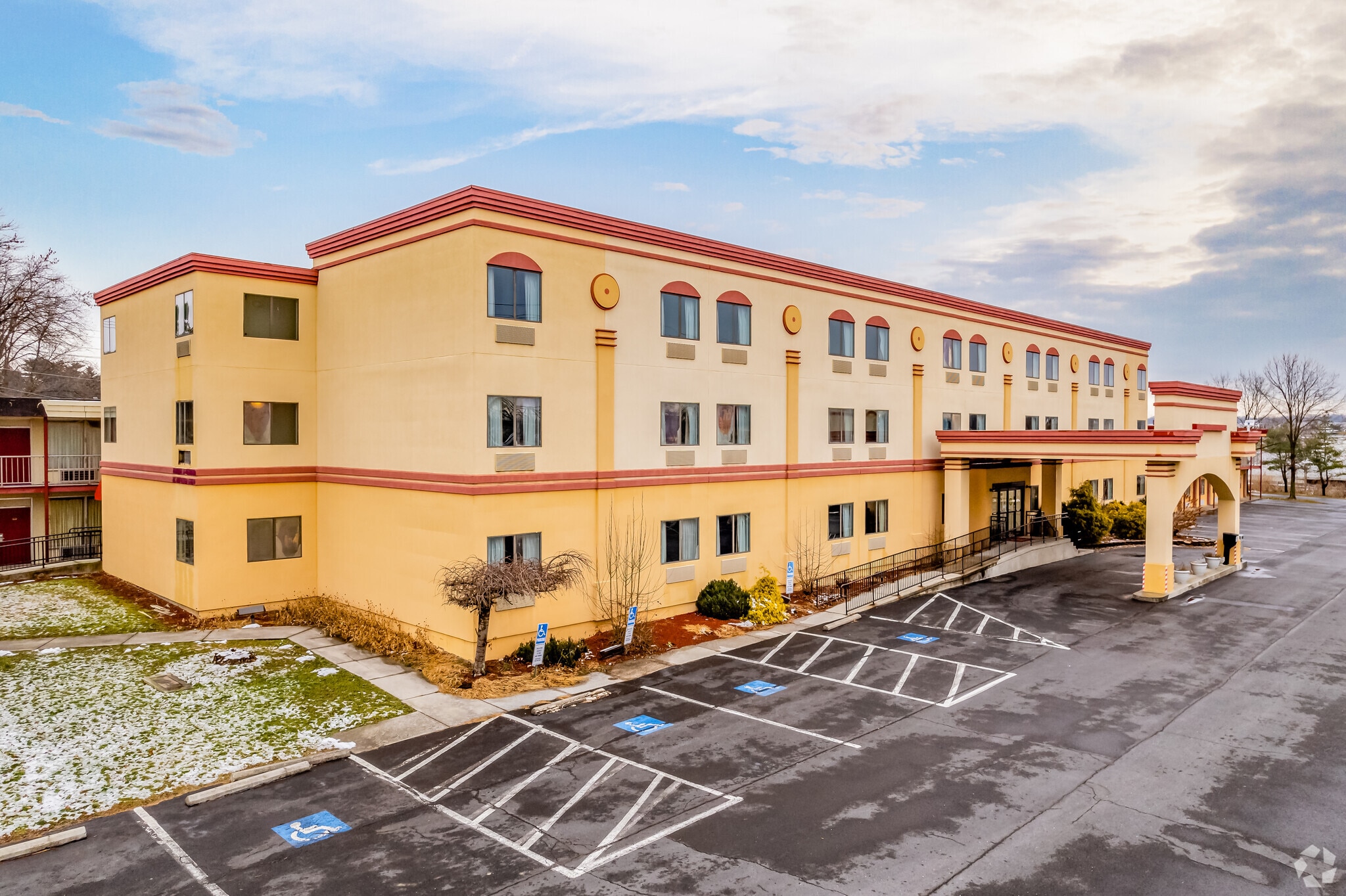 1252 Harrisburg Pike, Carlisle, PA for Sale