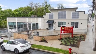 Huntington, NY Retail - 391 W Jericho Tpke