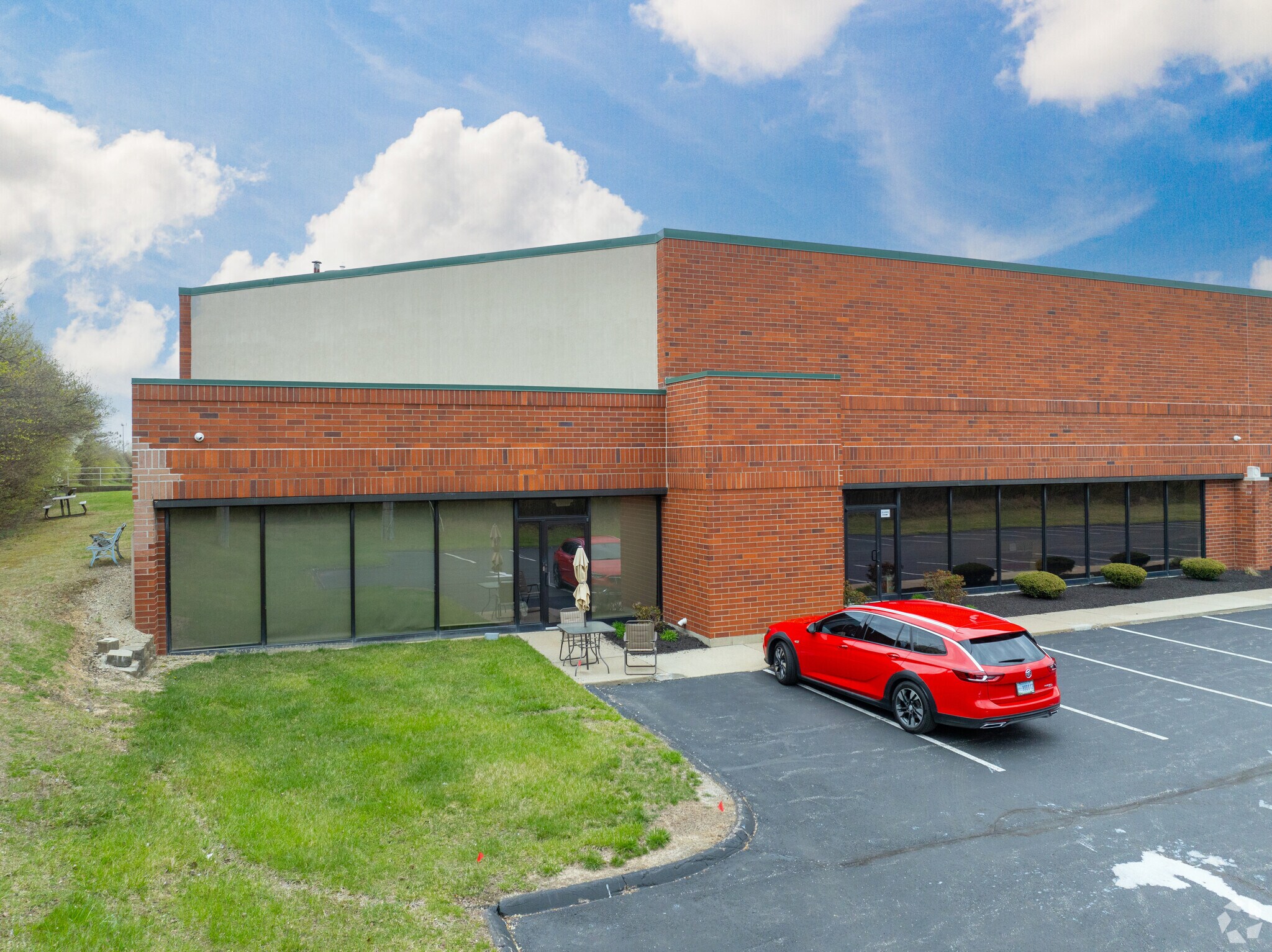 5406-5474 Spellmire Dr, West Chester, OH for Rent