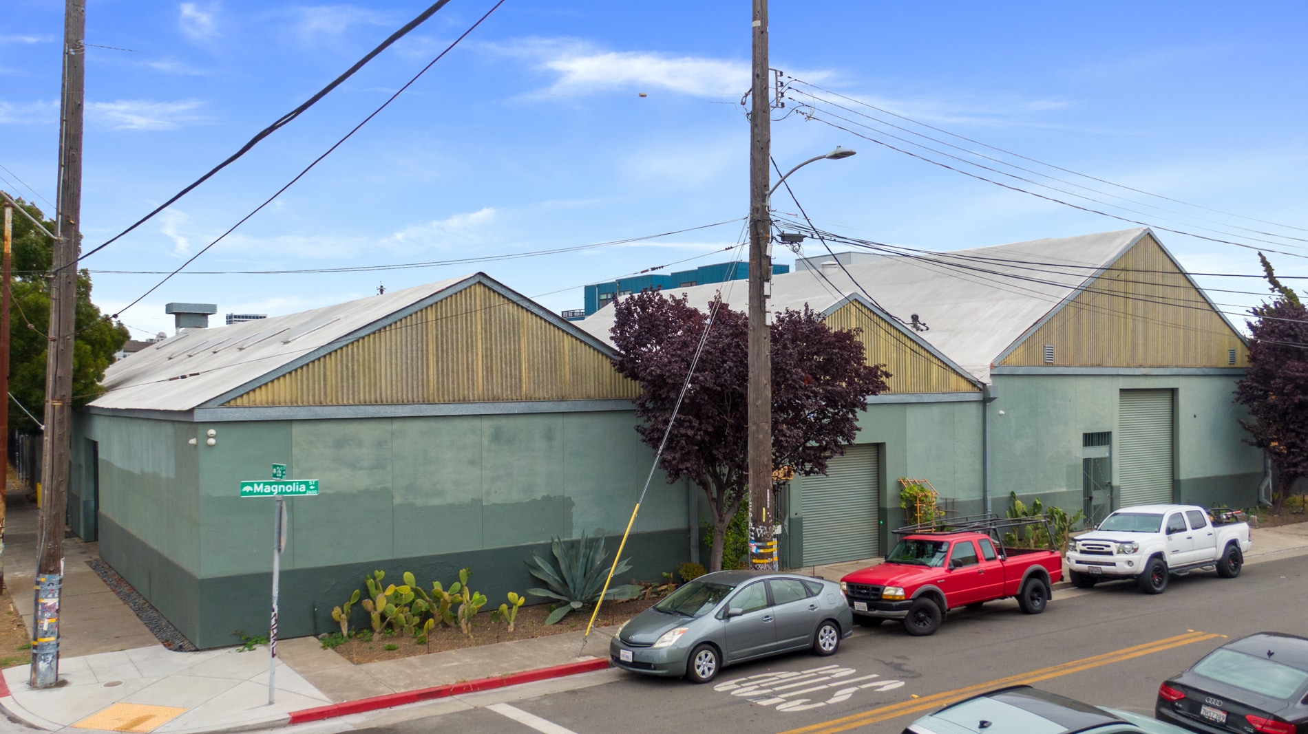 2534 Magnolia St, Oakland, CA for Sale