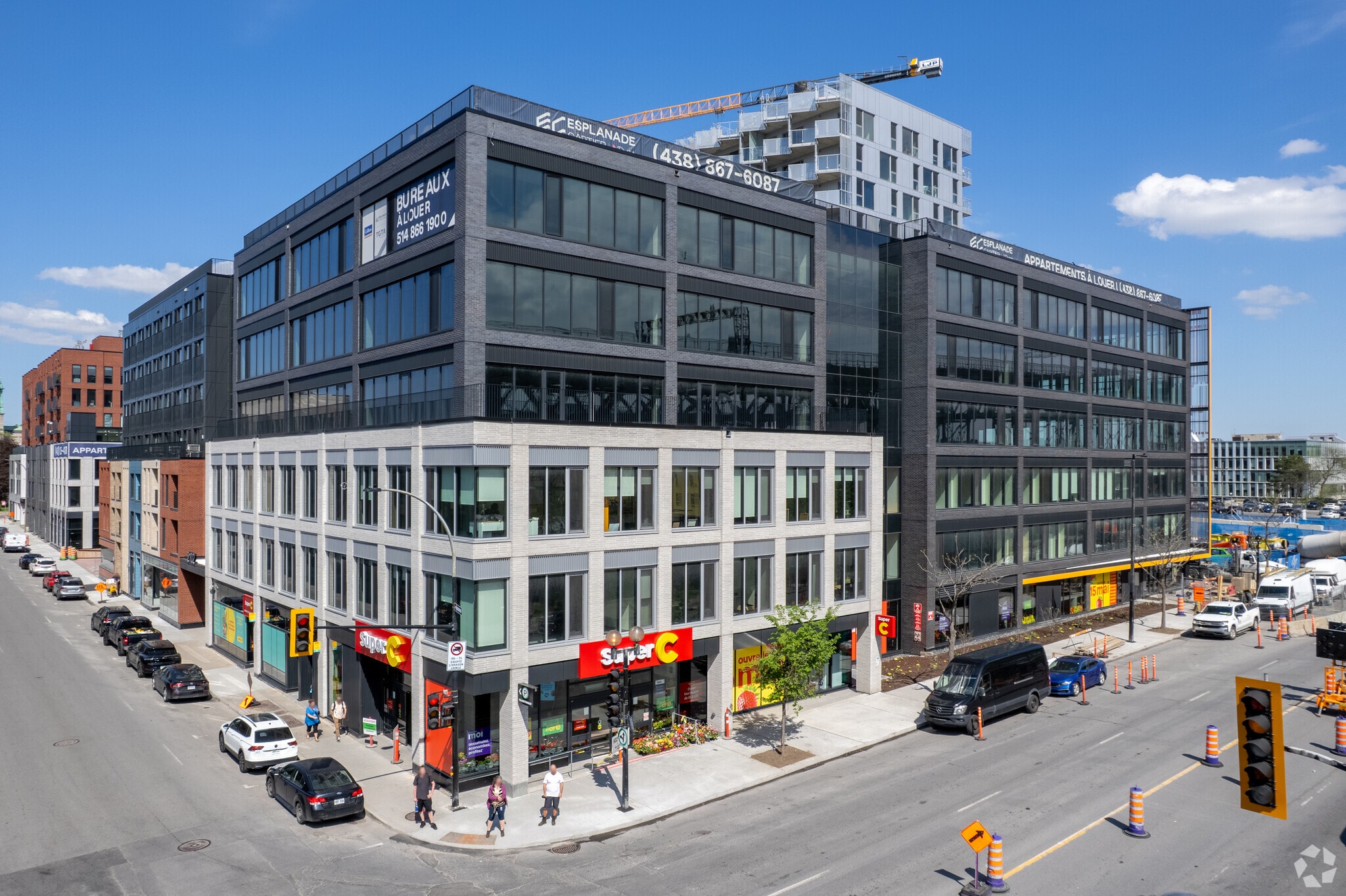 2190 Rue Sainte-Catherine E, Montréal, QC for Rent