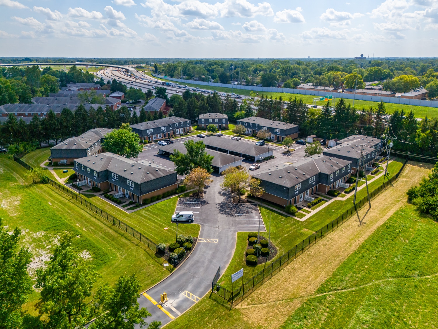 5596 Autumn Chase Dr, Columbus, OH for Sale