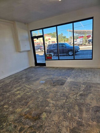 Jacksonville, FL Retail - 1320-1322 University Blvd N