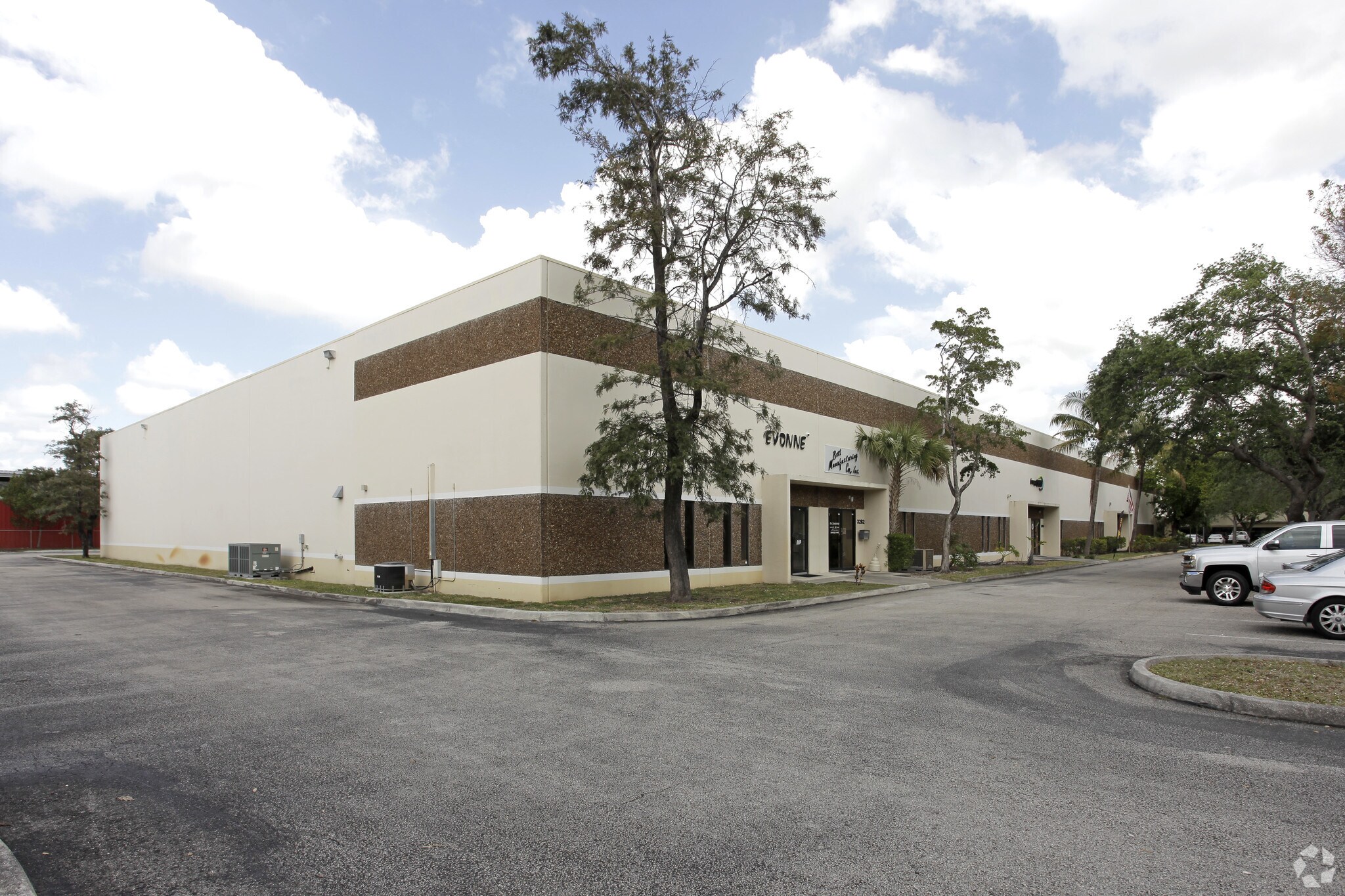 3280-3292 N 29th Ct, Hollywood, FL for Rent
