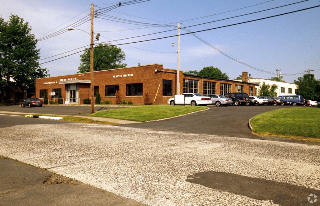 101109 Victory Rd Springfield, NJ 07081 Industrial Property for