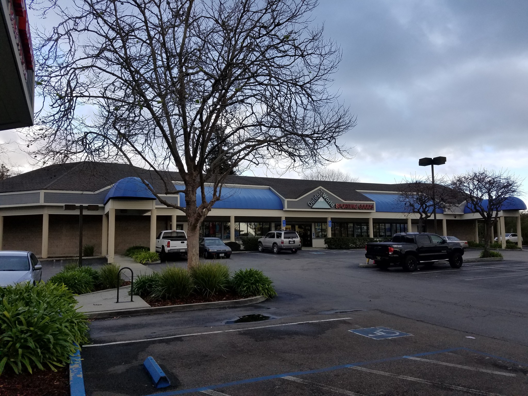 1430 41st Ave Capitola, CA 95010 Retail Property for Lease on