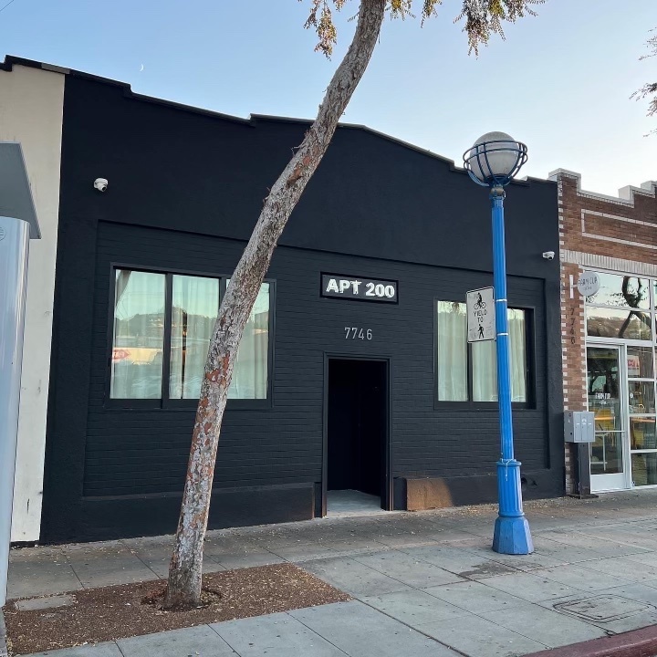 7746 Santa Monica Blvd, West Hollywood, CA for Rent