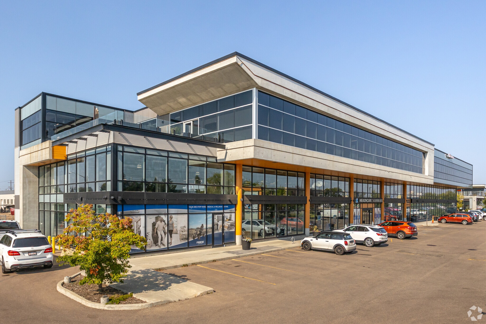 5920 Gateway Blvd, Edmonton, AB for Rent
