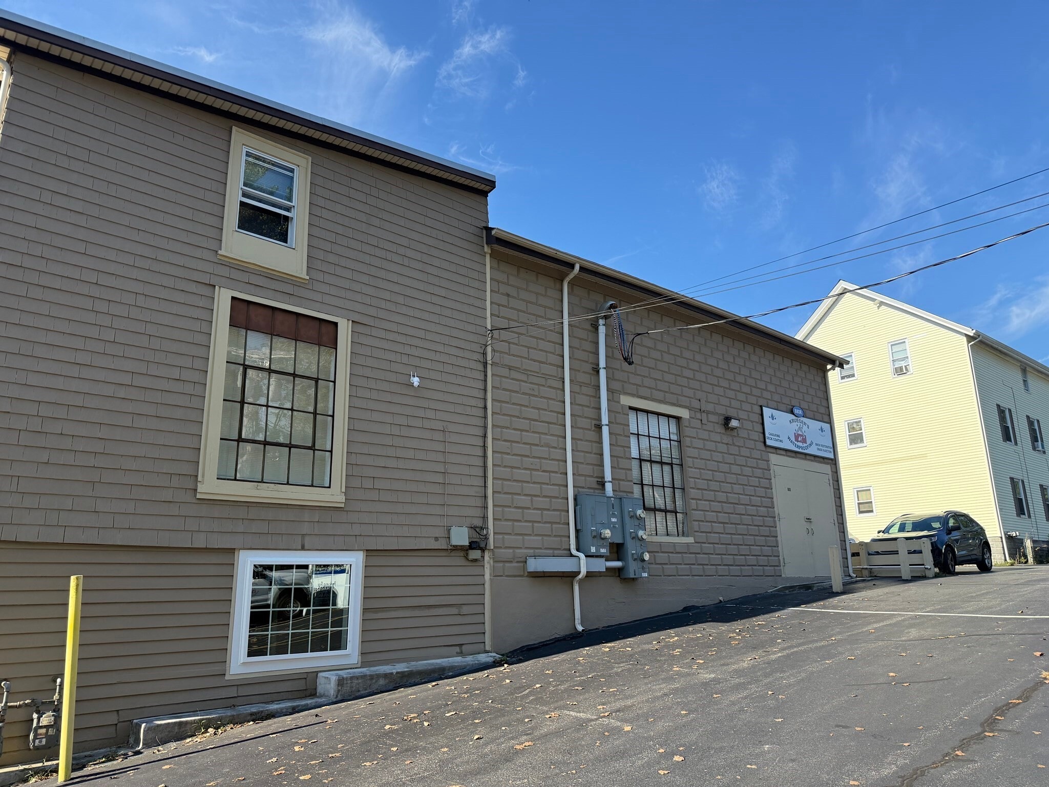 880 Washington St, Attleboro, MA for Rent