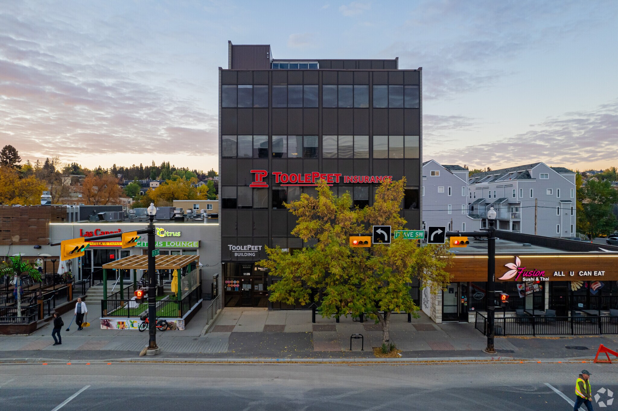 1135 17th Ave SW, Calgary, AB for Rent