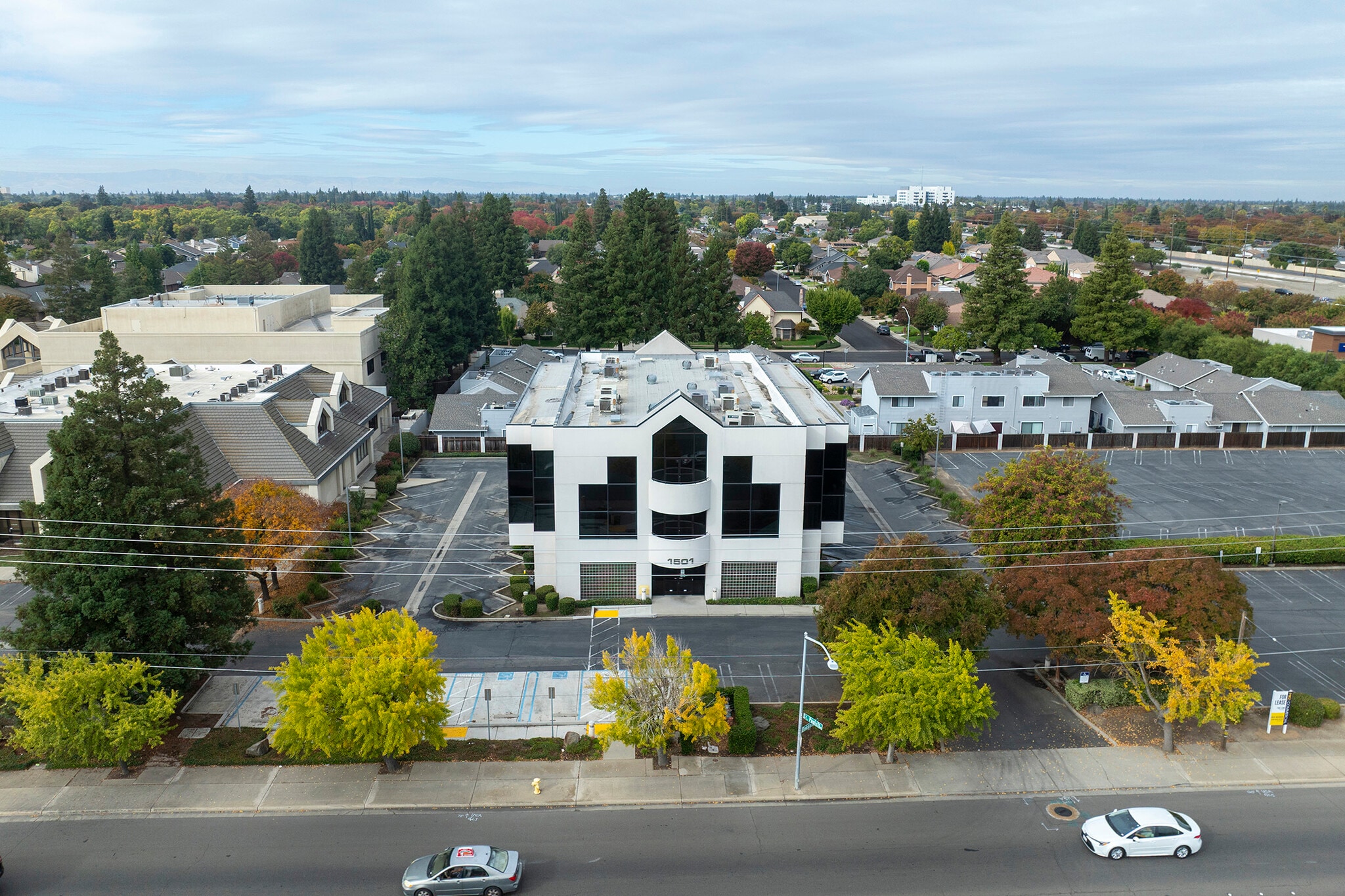 1501 Oakdale Rd, Modesto, CA for Rent