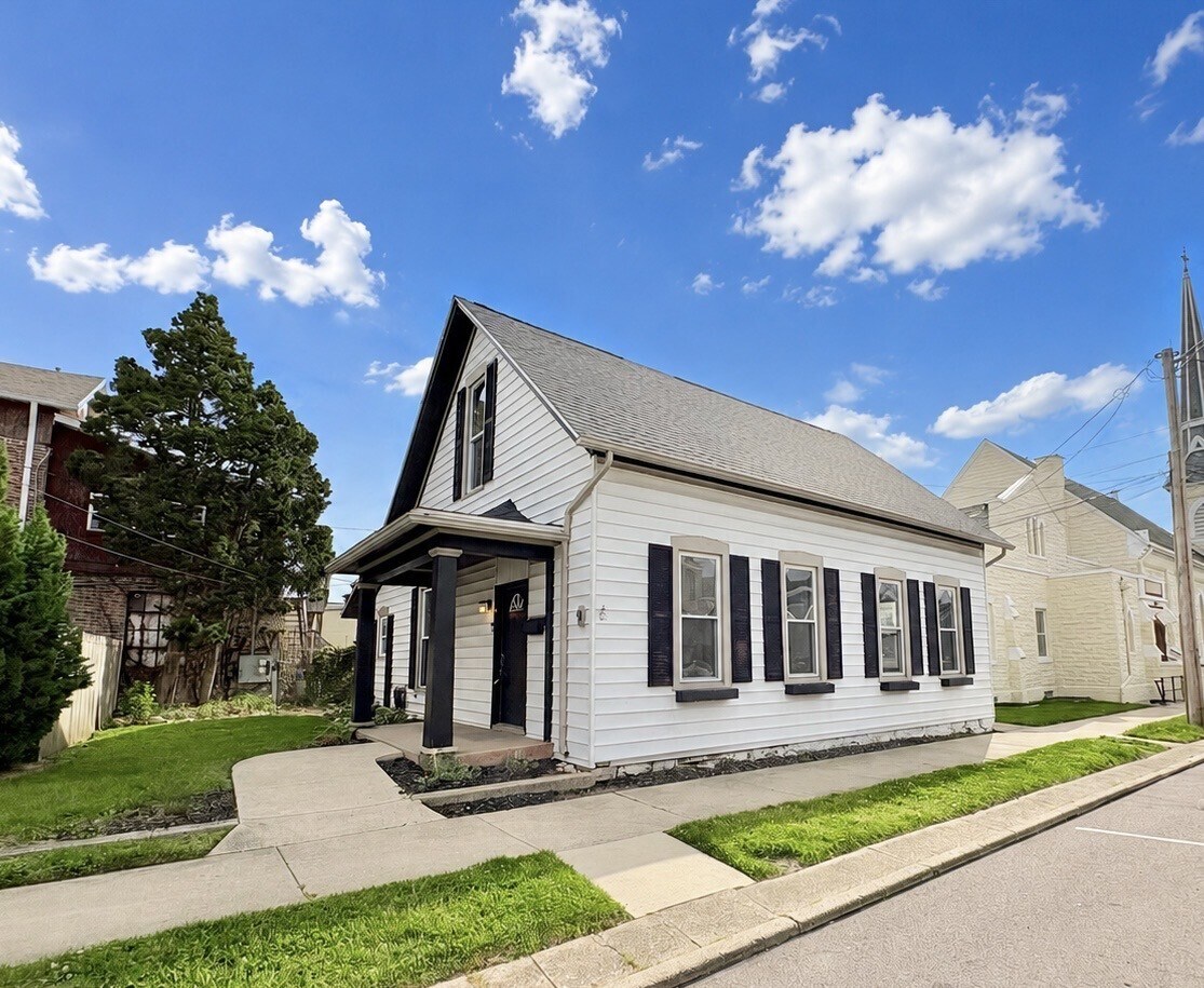 9 E Canal St, Troy, OH for Sale